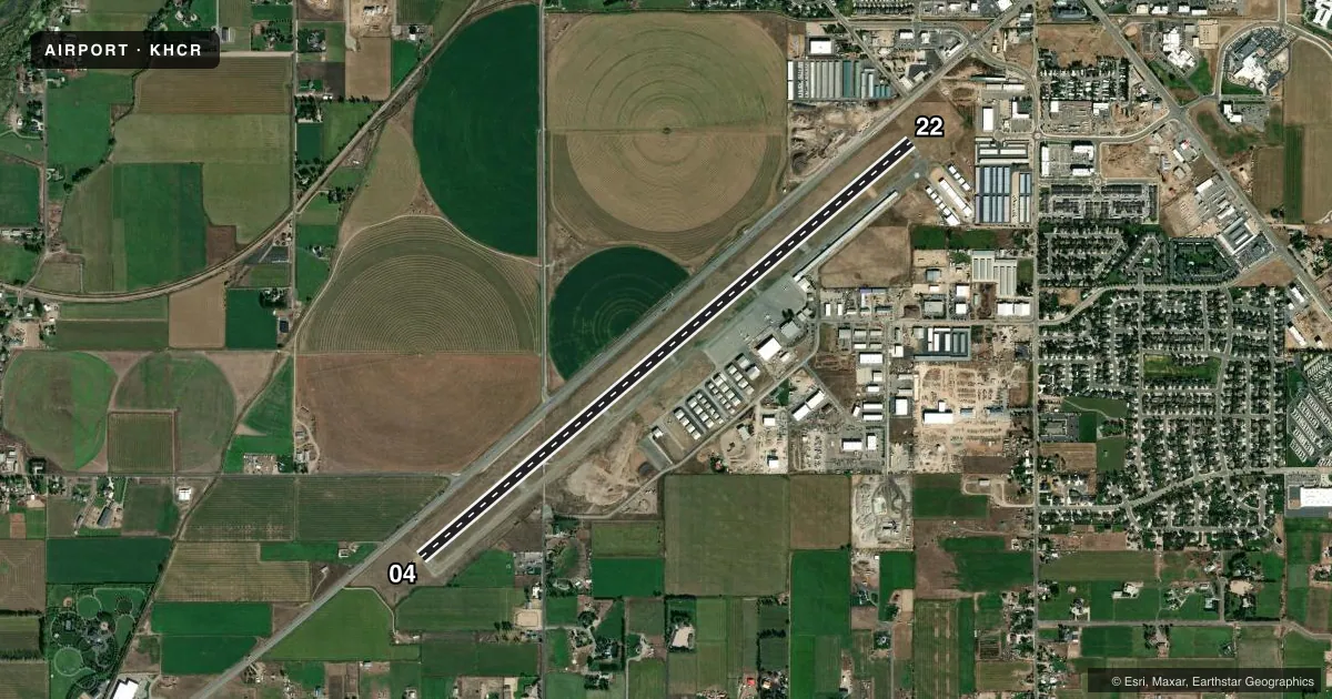 Top-down satellite sketch of KHCR HEBER VALLEY in HEBER, UTAH, showing runways 04/22 drawn to scale over Esri World Imagery