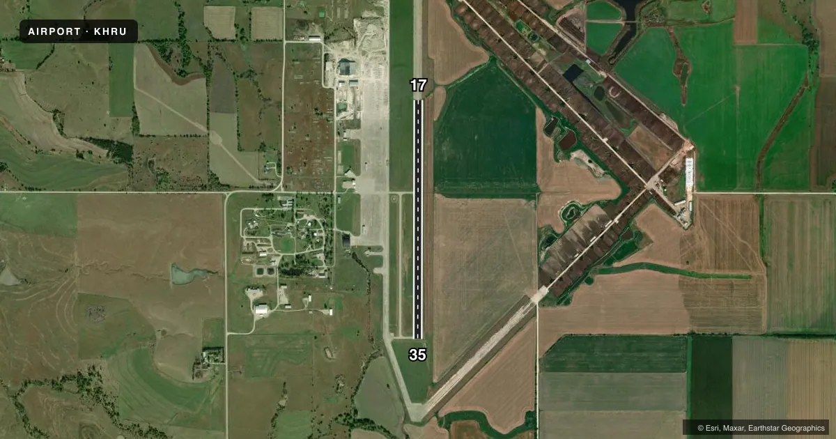 Top-down satellite sketch of KHRU HERINGTON RGNL in HERINGTON, KANSAS, showing runways 17/35 drawn to scale over Esri World Imagery