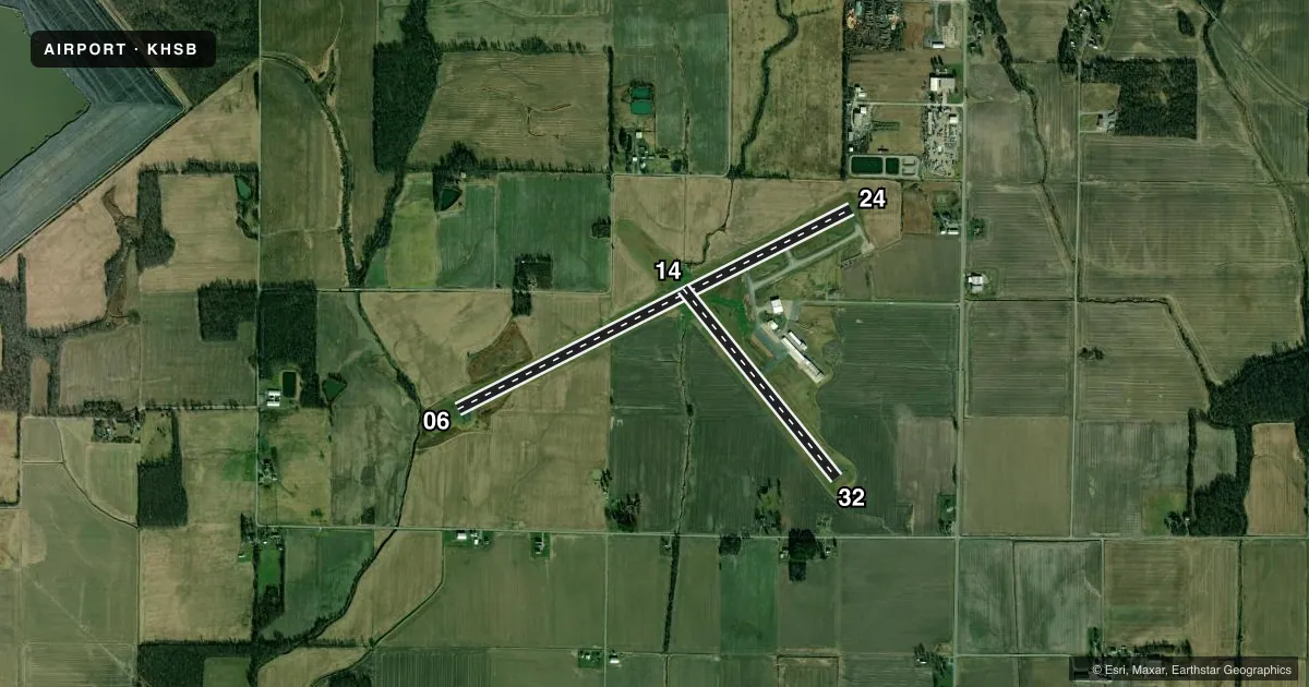 Top-down satellite sketch of KHSB HARRISBURG-RALEIGH in HARRISBURG, ILLINOIS, showing runways 06/24, 14/32 drawn to scale over Esri World Imagery