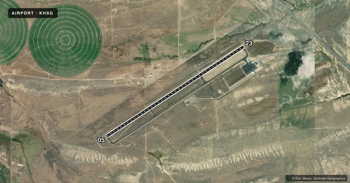 Top-down satellite sketch of KHSG HOT SPRINGS COUNTY in THERMOPOLIS, WYOMING, showing runways 05/23 drawn to scale over Esri World Imagery