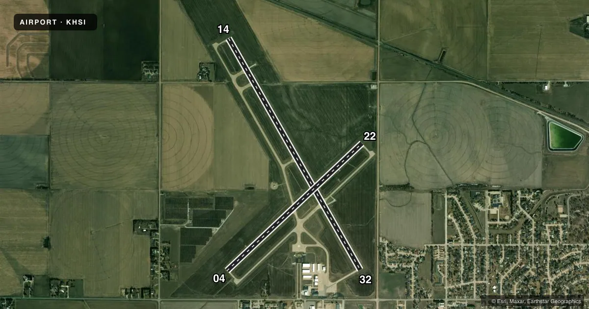Top-down satellite sketch of KHSI HASTINGS MUNI in HASTINGS, NEBRASKA, showing runways 14/32, 04/22 drawn to scale over Esri World Imagery