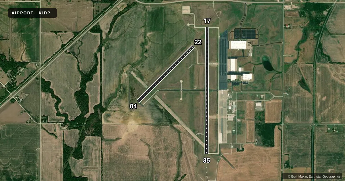 Top-down satellite sketch of KIDP INDEPENDENCE MUNI in INDEPENDENCE, KANSAS, showing runways 17/35, 04/22 drawn to scale over Esri World Imagery