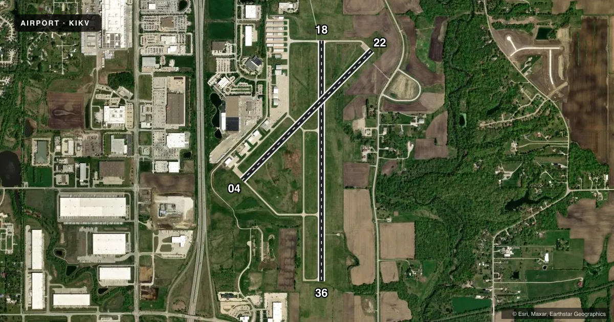 Top-down satellite sketch of KIKV ANKENY RGNL in ANKENY, IOWA, showing runways 18/36, 04/22 drawn to scale over Esri World Imagery