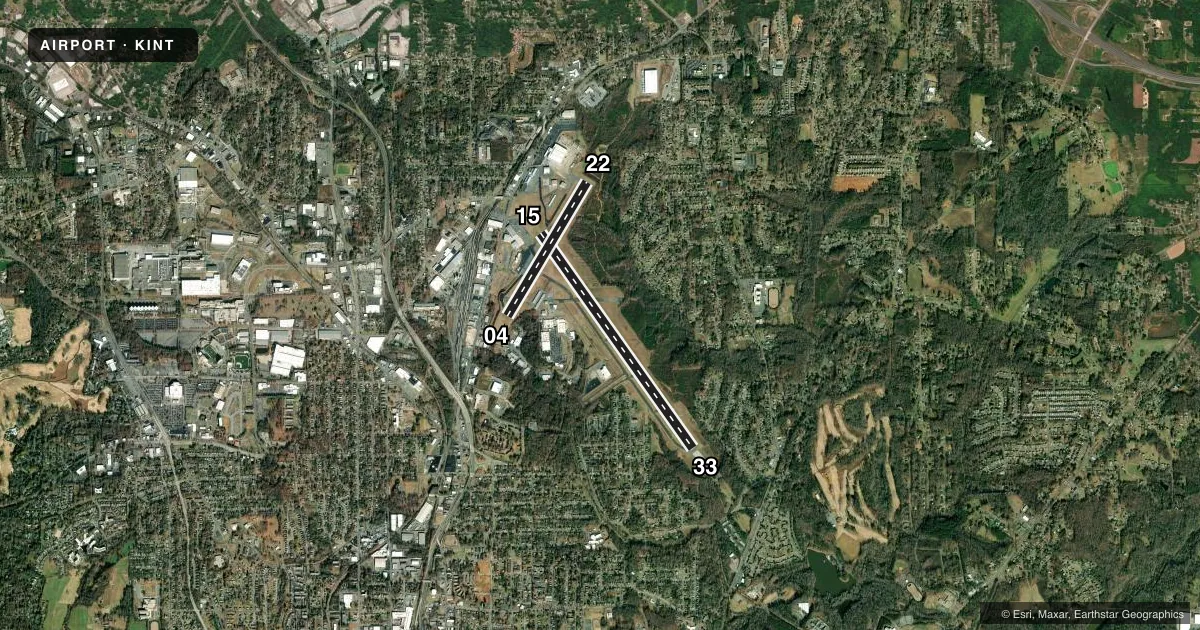 Top-down satellite sketch of KINT SMITH REYNOLDS in WINSTON SALEM, NORTH CAROLINA, showing runways 15/33, 04/22 drawn to scale over Esri World Imagery