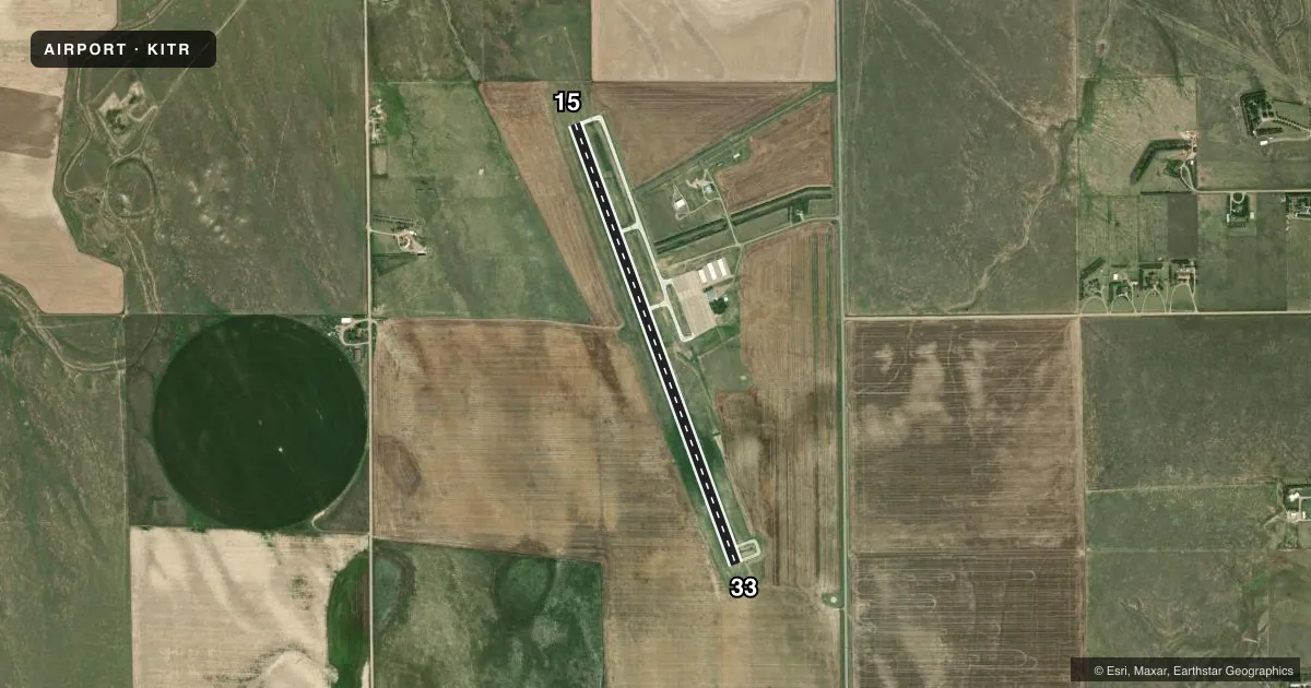 Top-down satellite sketch of KITR KIT CARSON COUNTY in BURLINGTON, COLORADO, showing runways 15/33 drawn to scale over Esri World Imagery