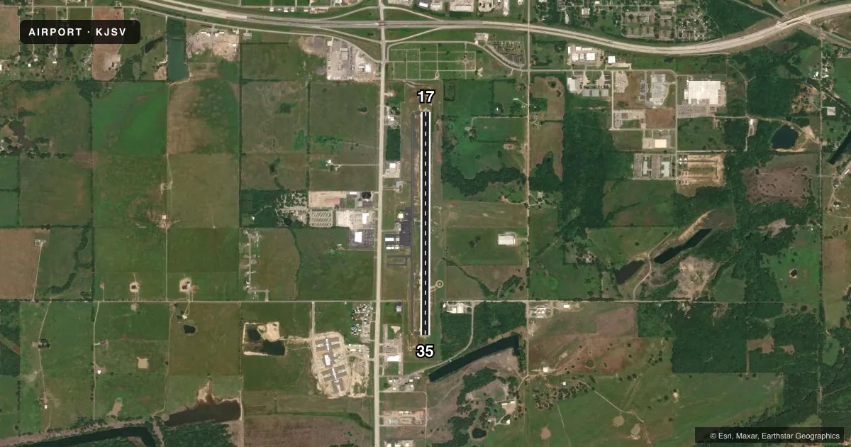 Top-down satellite sketch of KJSV SALLISAW MUNI in SALLISAW, OKLAHOMA, showing runways 17/35 drawn to scale over Esri World Imagery