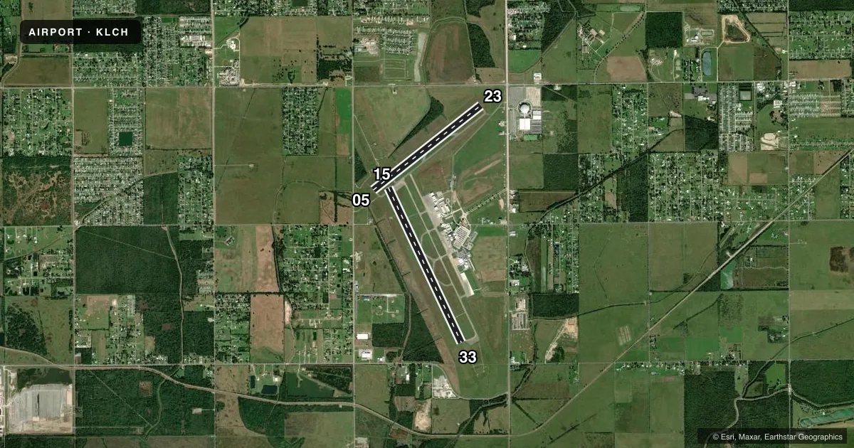 Top-down satellite sketch of KLCH LAKE CHARLES RGNL in LAKE CHARLES, LOUISIANA, showing runways 15/33, 05/23 drawn to scale over Esri World Imagery