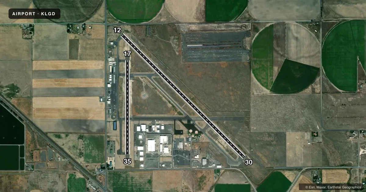 Top-down satellite sketch of KLGD LA GRANDE/UNION COUNTY in LA GRANDE, OREGON, showing runways 12/30, 17/35 drawn to scale over Esri World Imagery