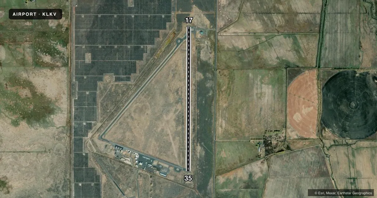Top-down satellite sketch of KLKV LAKE COUNTY in LAKEVIEW, OREGON, showing runways 17/35 drawn to scale over Esri World Imagery