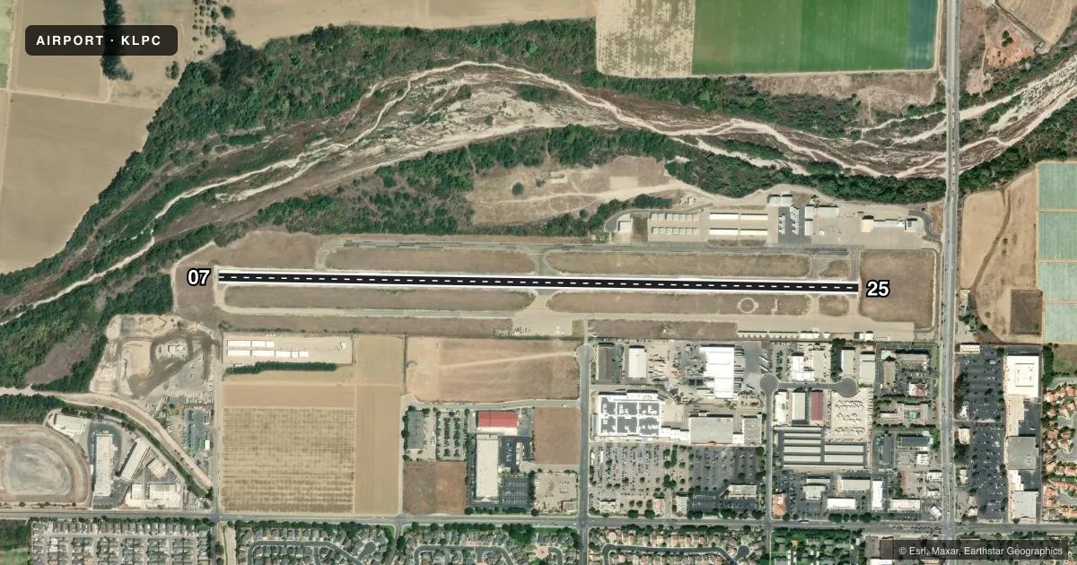 Top-down satellite sketch of KLPC LOMPOC in LOMPOC, CALIFORNIA, showing runways 07/25 drawn to scale over Esri World Imagery