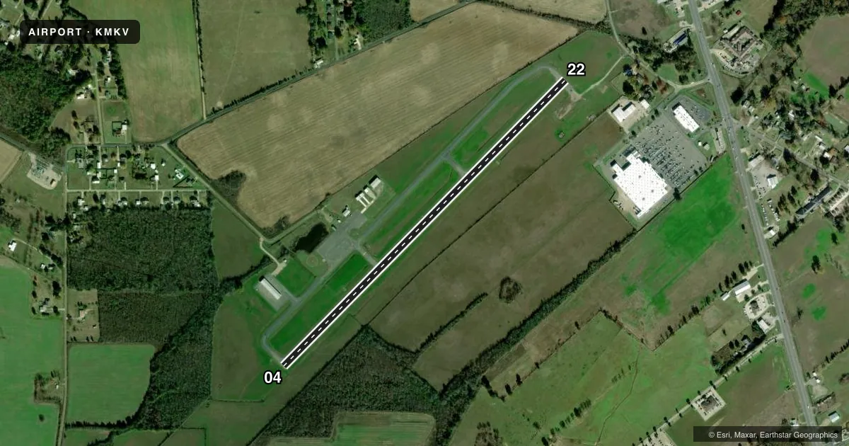 Top-down satellite sketch of KMKV MARKSVILLE MUNI in MARKSVILLE, LOUISIANA, showing runways 04/22 drawn to scale over Esri World Imagery