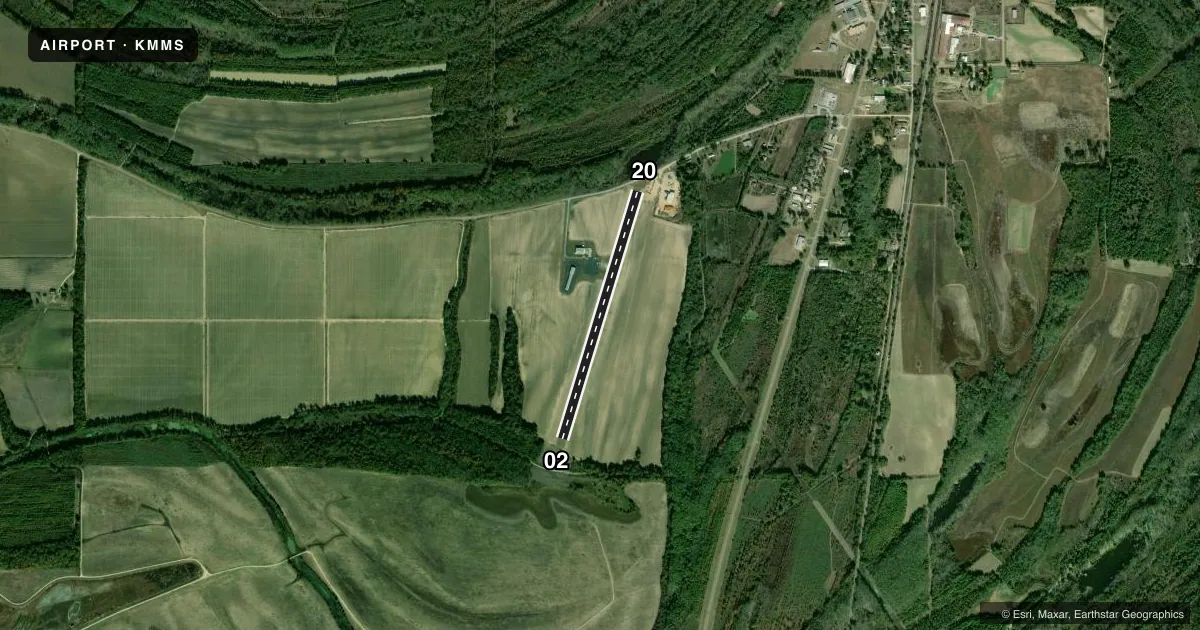 Top-down satellite sketch of KMMS SELFS in MARKS, MISSISSIPPI, showing runways 02/20 drawn to scale over Esri World Imagery
