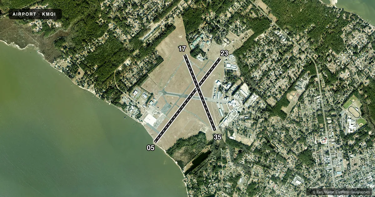 Top-down satellite sketch of KMQI DARE COUNTY RGNL in MANTEO, NORTH CAROLINA, showing runways 05/23, 17/35 drawn to scale over Esri World Imagery