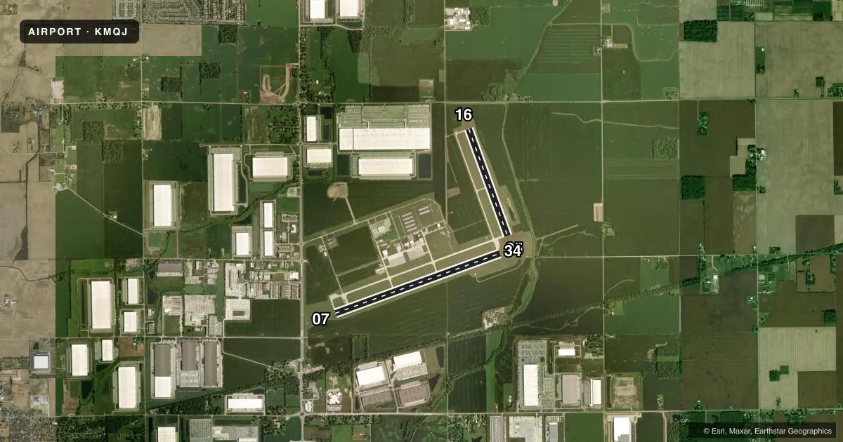 Top-down satellite sketch of KMQJ INDIANAPOLIS RGNL in INDIANAPOLIS, INDIANA, showing runways 07/25, 16/34 drawn to scale over Esri World Imagery