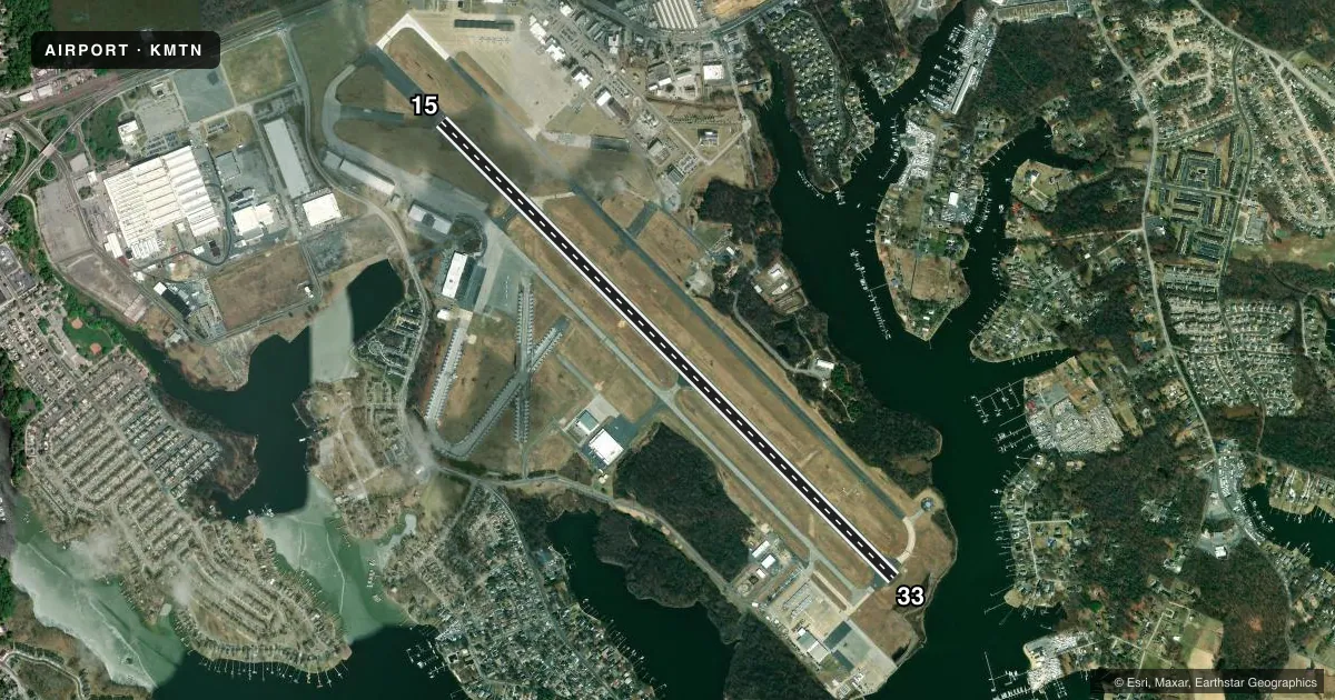 Top-down satellite sketch of KMTN MARTIN STATE in BALTIMORE, MARYLAND, showing runways 15/33 drawn to scale over Esri World Imagery