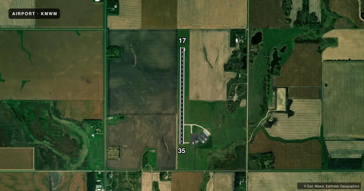 Top-down satellite sketch of KMWM WINDOM MUNI in WINDOM, MINNESOTA, showing runways 17/35 drawn to scale over Esri World Imagery