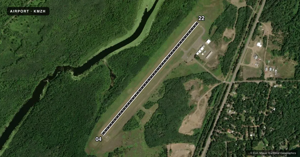 Top-down satellite sketch of KMZH MOOSE LAKE CARLTON COUNTY in MOOSE LAKE, MINNESOTA, showing runways 04/22 drawn to scale over Esri World Imagery