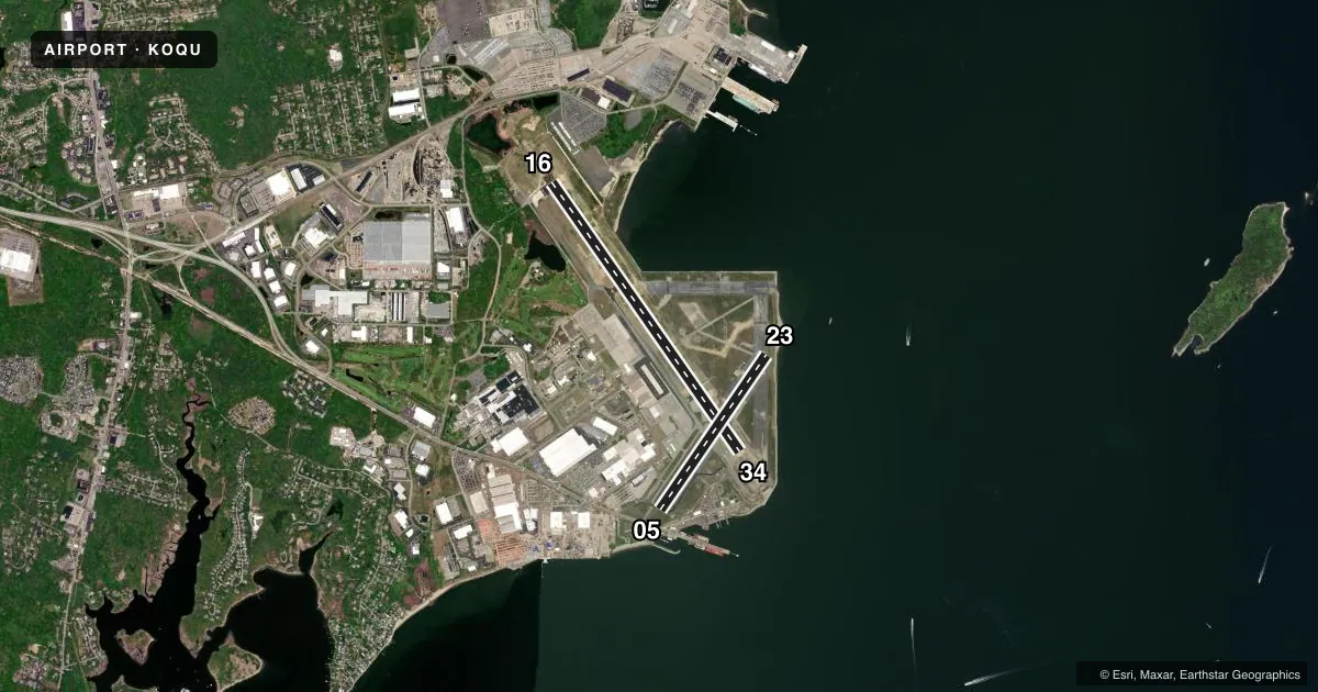 Top-down satellite sketch of KOQU QUONSET STATE in NORTH KINGSTOWN, RHODE ISLAND, showing runways 16/34, 05/23 drawn to scale over Esri World Imagery