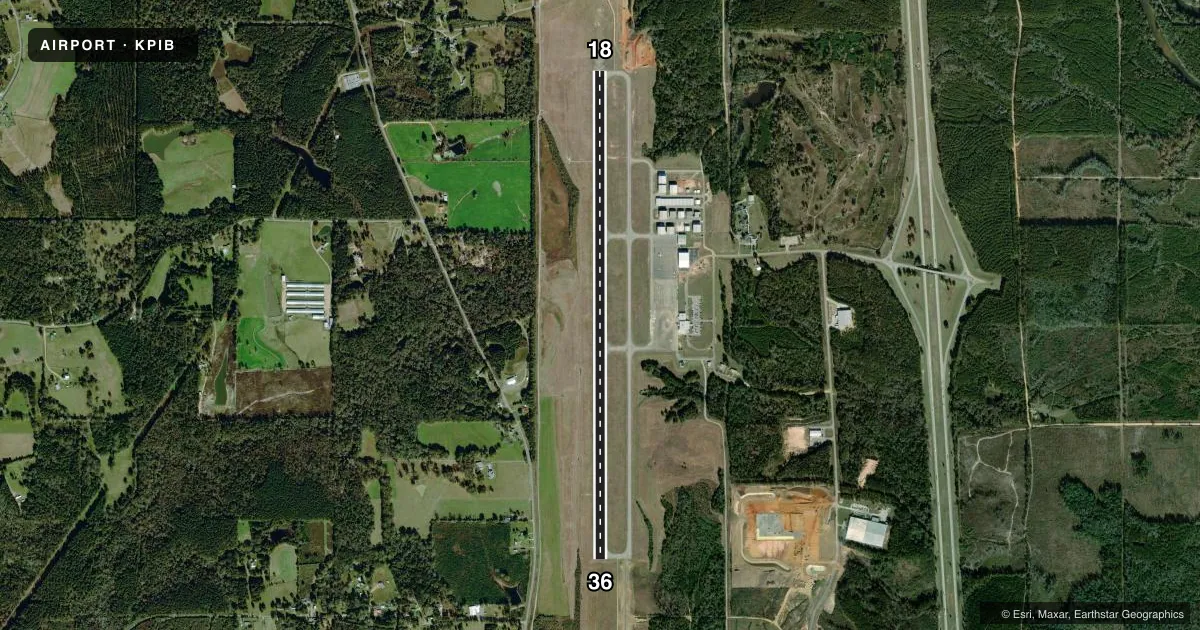 Top-down satellite sketch of KPIB HATTIESBURG/LAUREL RGNL in HATTIESBURG-LAUREL, MISSISSIPPI, showing runways 18/36 drawn to scale over Esri World Imagery