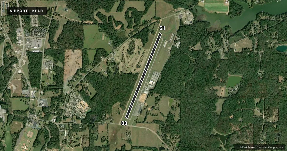 Top-down satellite sketch of KPLR ST CLAIR COUNTY in PELL CITY, ALABAMA, showing runways 03/21 drawn to scale over Esri World Imagery