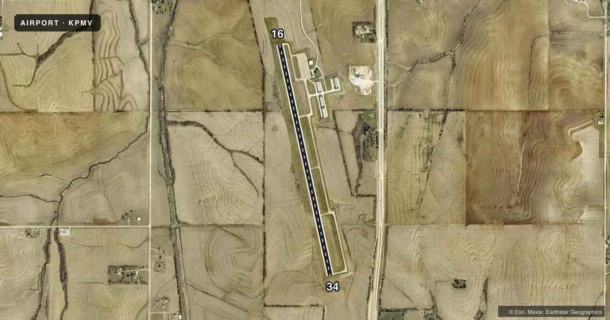 Top-down satellite sketch of KPMV PLATTSMOUTH MUNI/DOUGLAS V DUEY FLD in PLATTSMOUTH, NEBRASKA, showing runways 16/34 drawn to scale over Esri World Imagery
