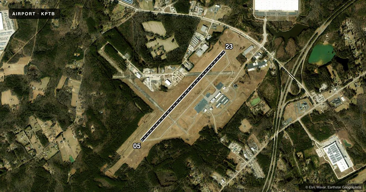 Top-down satellite sketch of KPTB TRI CITIES EXEC/DINWIDDIE COUNTY in PETERSBURG, VIRGINIA, showing runways 05/23 drawn to scale over Esri World Imagery