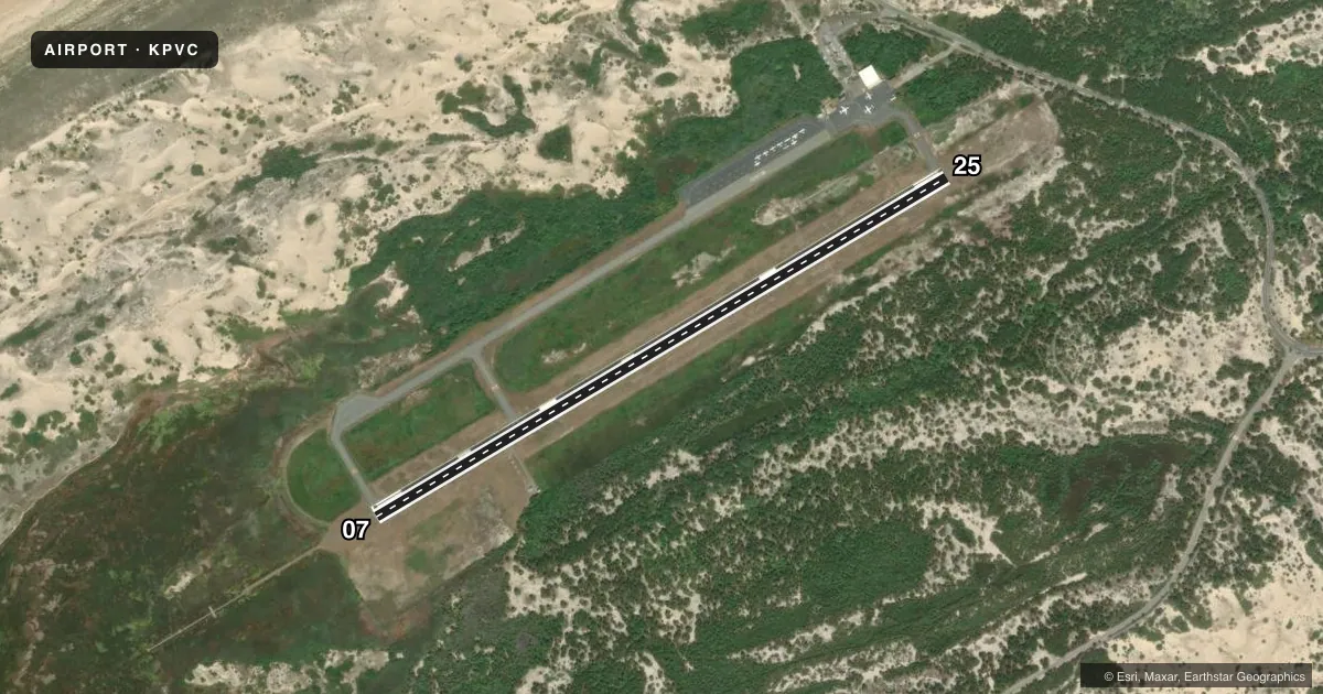 Top-down satellite sketch of KPVC PROVINCETOWN MUNI in PROVINCETOWN, MASSACHUSETTS, showing runways 07/25 drawn to scale over Esri World Imagery