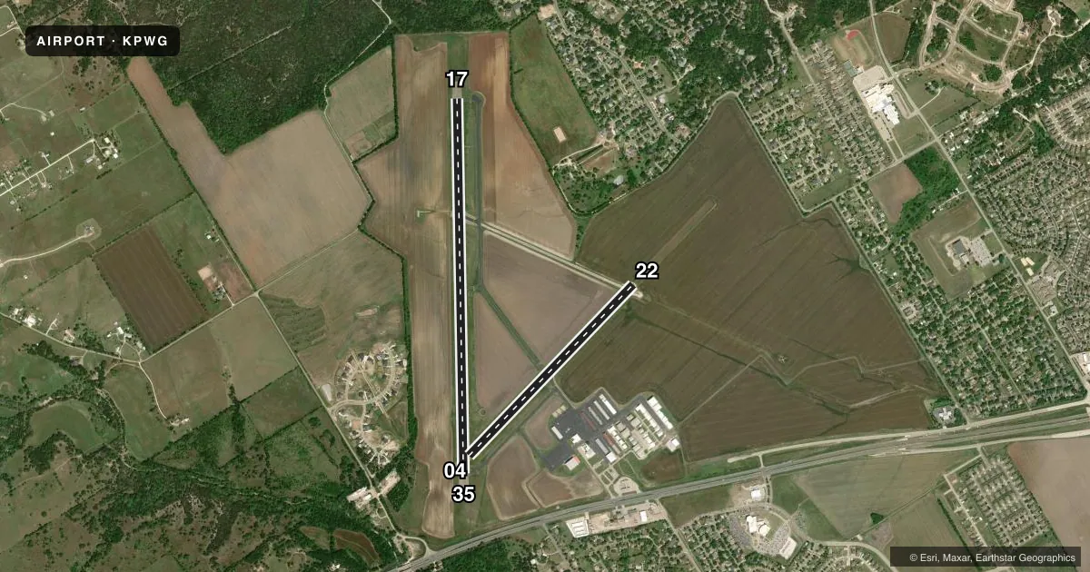 Top-down satellite sketch of KPWG MC GREGOR EXEC in WACO, TEXAS, showing runways 17/35, 04/22 drawn to scale over Esri World Imagery