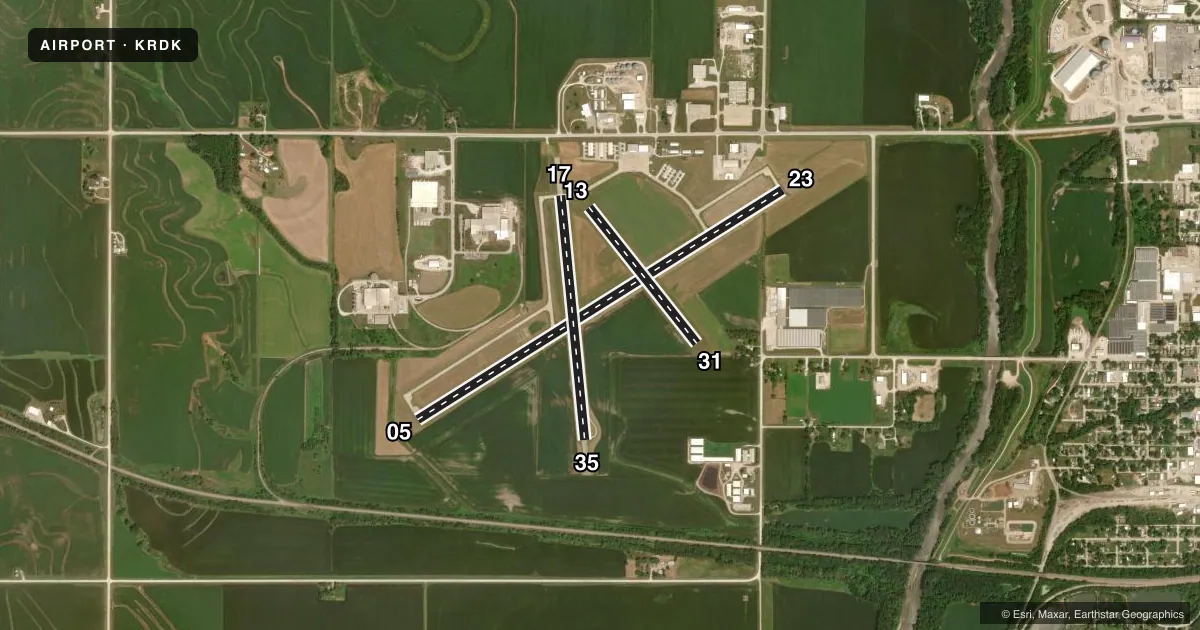 Top-down satellite sketch of KRDK RED OAK MUNI in RED OAK, IOWA, showing runways 05/23, 17/35, 13/31 drawn to scale over Esri World Imagery