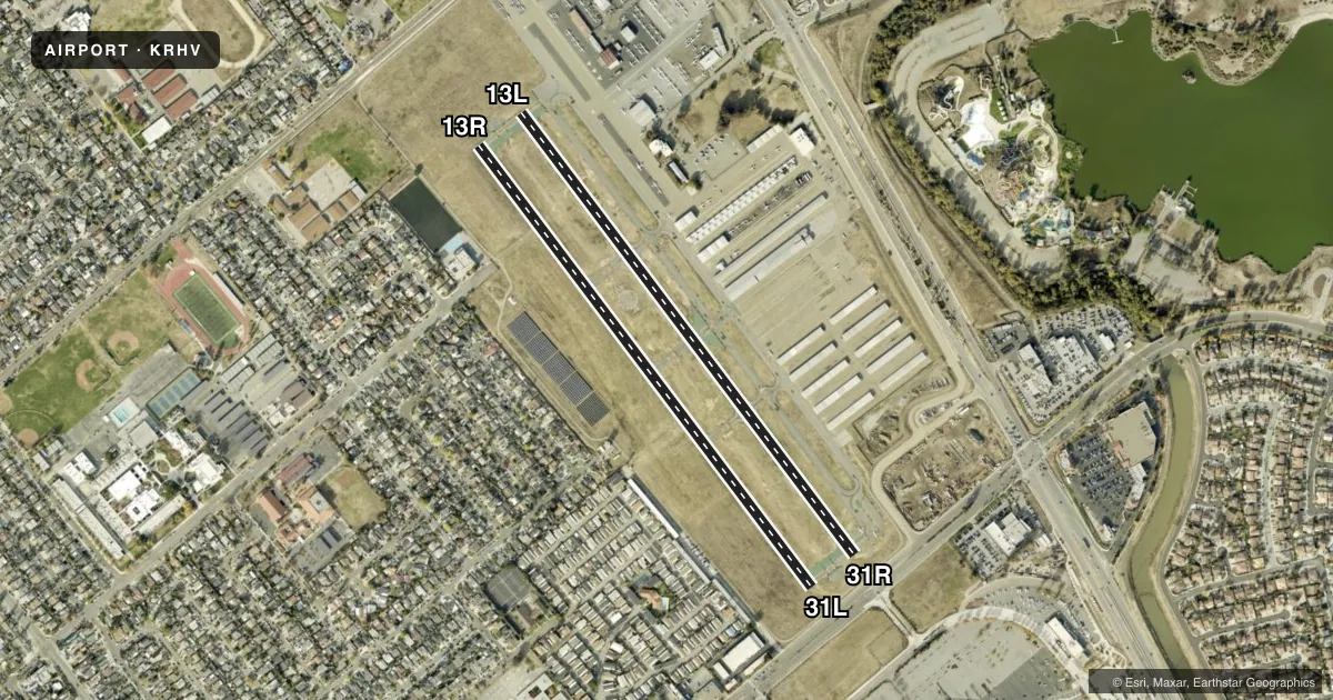 Top-down satellite sketch of KRHV REID-HILLVIEW OF SANTA CLARA COUNTY in SAN JOSE, CALIFORNIA, showing runways 13L/31R, 13R/31L drawn to scale over Esri World Imagery