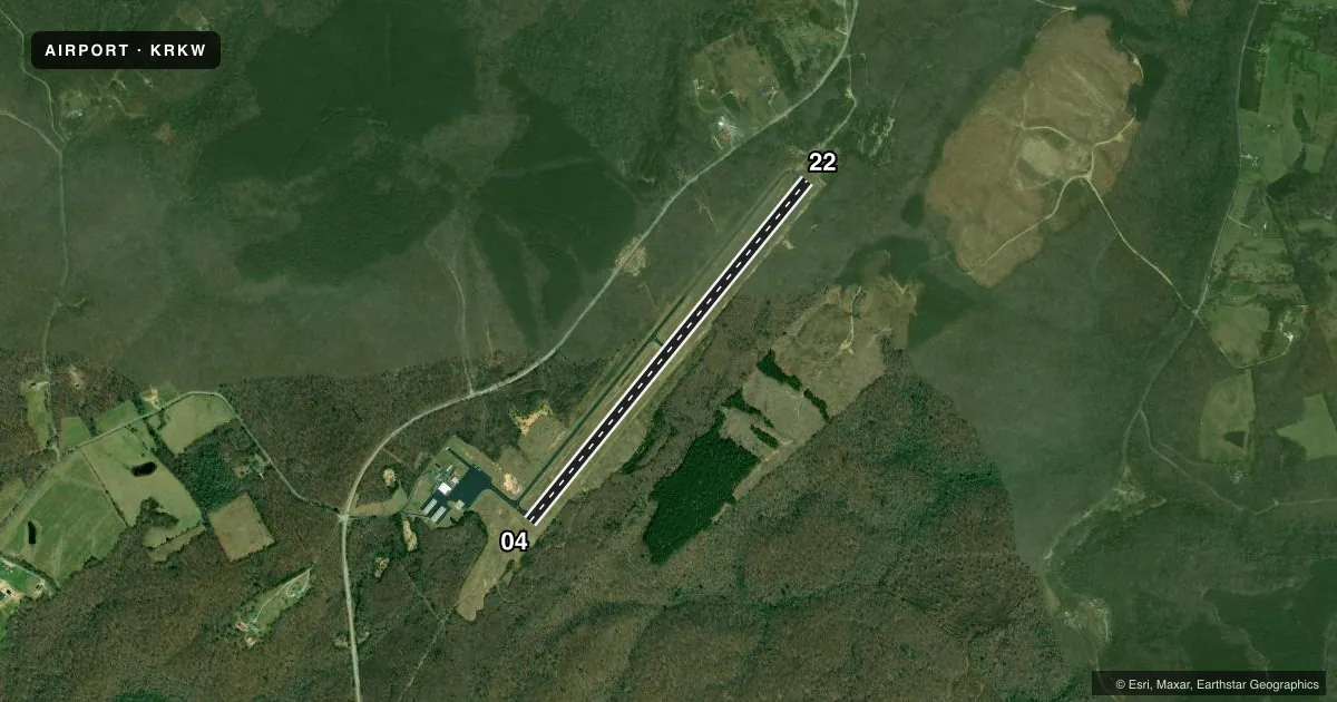 Top-down satellite sketch of KRKW ROCKWOOD MUNI in ROCKWOOD, TENNESSEE, showing runways 04/22 drawn to scale over Esri World Imagery