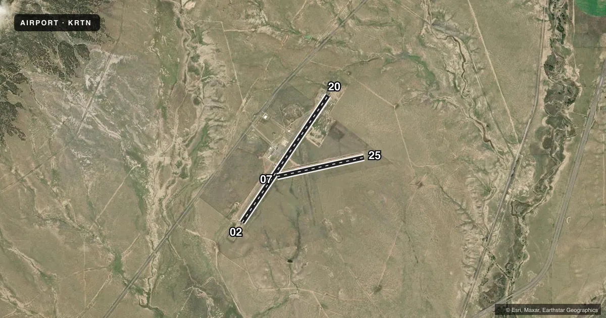 Top-down satellite sketch of KRTN RATON MUNI/CREWS FLD in RATON, NEW MEXICO, showing runways 02/20, 07/25 drawn to scale over Esri World Imagery