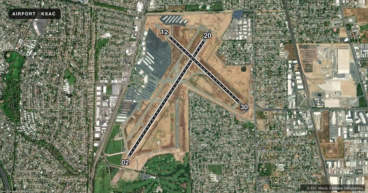 Top-down satellite sketch of KSAC SACRAMENTO EXEC in SACRAMENTO, CALIFORNIA, showing runways 02/20, 12/30 drawn to scale over Esri World Imagery
