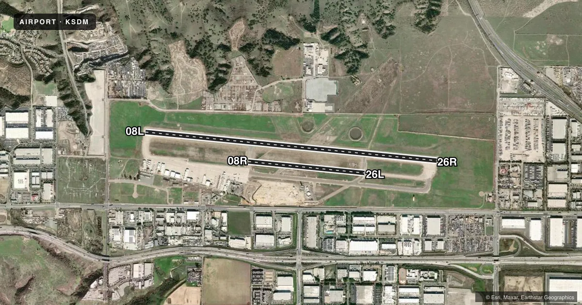 Top-down satellite sketch of KSDM BROWN FLD MUNI in SAN DIEGO, CALIFORNIA, showing runways 08L/26R, 08R/26L drawn to scale over Esri World Imagery