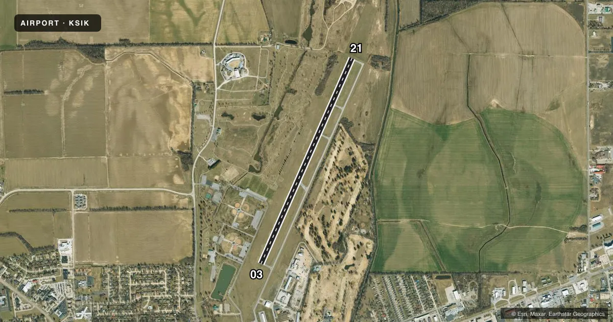 Top-down satellite sketch of KSIK SIKESTON MEML MUNI in SIKESTON, MISSOURI, showing runways 03/21 drawn to scale over Esri World Imagery