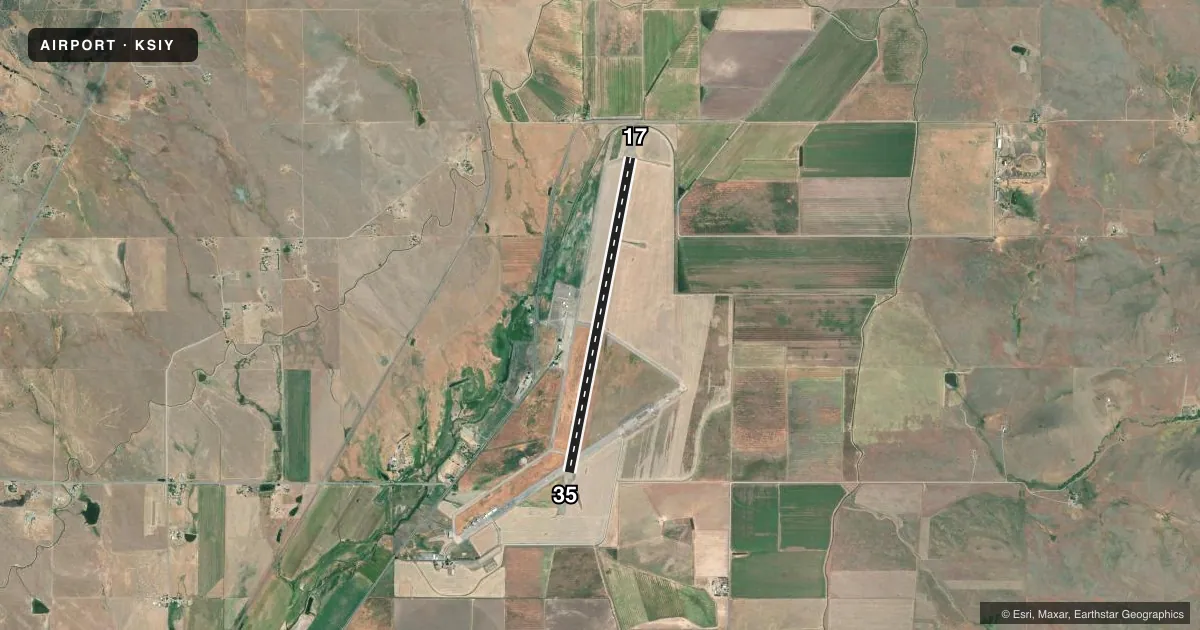 Top-down satellite sketch of KSIY SISKIYOU COUNTY in MONTAGUE, CALIFORNIA, showing runways 17/35 drawn to scale over Esri World Imagery