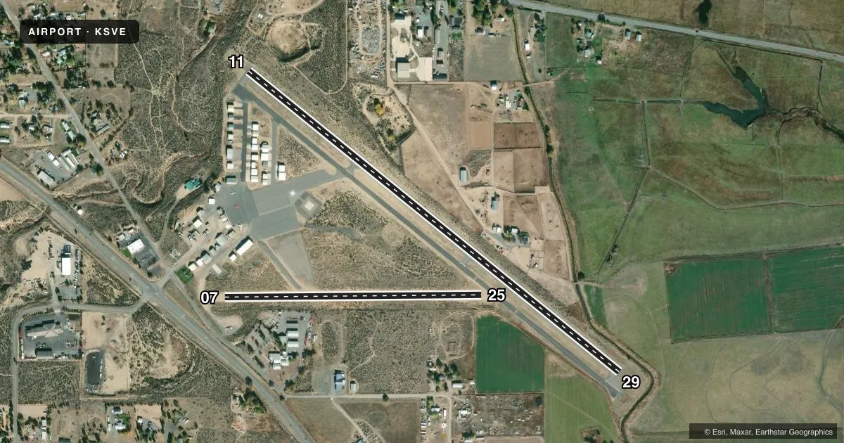 Top-down satellite sketch of KSVE SUSANVILLE MUNI in SUSANVILLE, CALIFORNIA, showing runways 11/29, 07/25 drawn to scale over Esri World Imagery