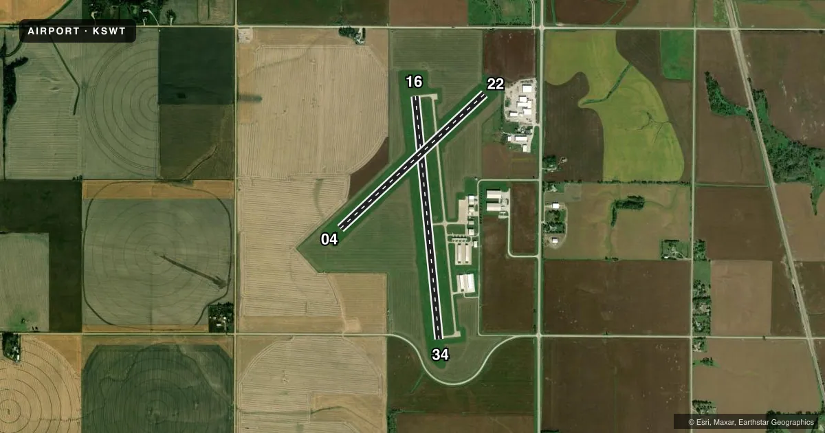 Top-down satellite sketch of KSWT SEWARD MUNI in SEWARD, NEBRASKA, showing runways 16/34, 04/22 drawn to scale over Esri World Imagery