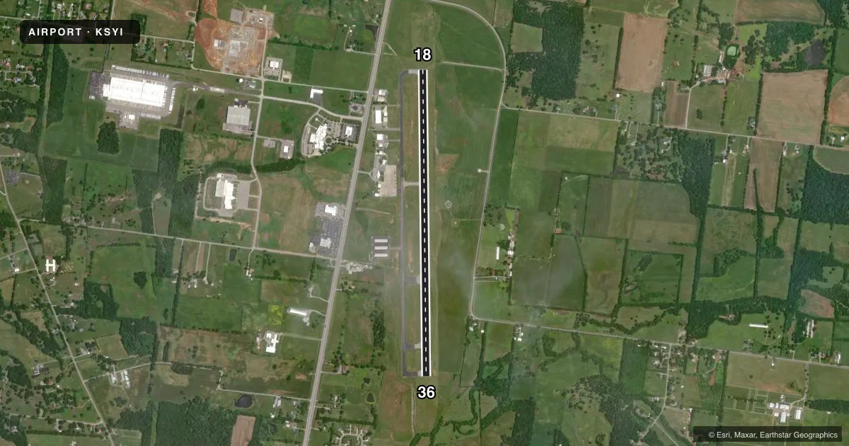 Top-down satellite sketch of KSYI BOMAR FLD/SHELBYVILLE MUNI in SHELBYVILLE, TENNESSEE, showing runways 18/36 drawn to scale over Esri World Imagery