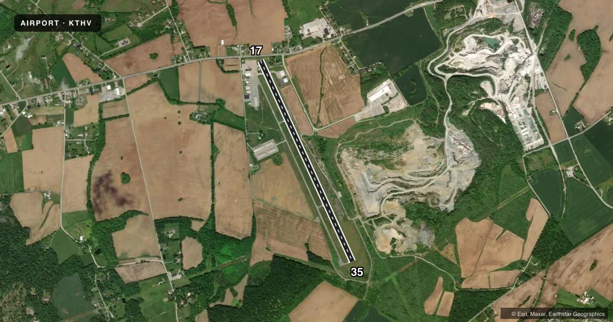 Top-down satellite sketch of KTHV YORK in YORK, PENNSYLVANIA, showing runways 17/35 drawn to scale over Esri World Imagery