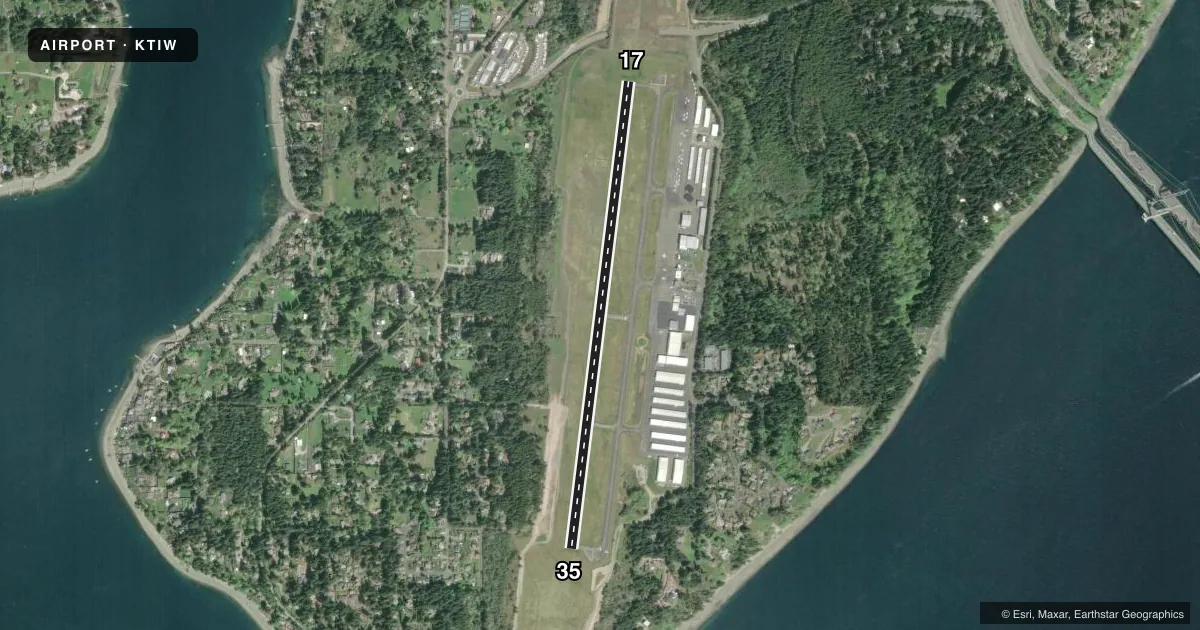Top-down satellite sketch of KTIW TACOMA NARROWS in TACOMA, WASHINGTON, showing runways 17/35 drawn to scale over Esri World Imagery