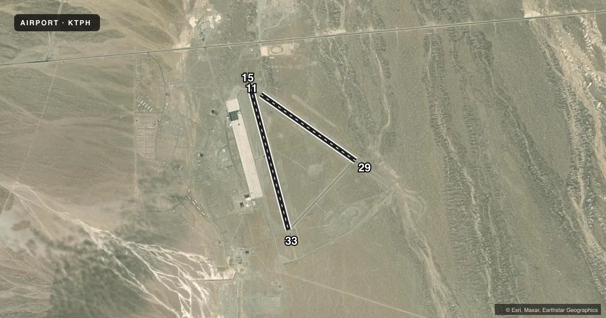 Top-down satellite sketch of KTPH TONOPAH in TONOPAH, NEVADA, showing runways 15/33, 11/29 drawn to scale over Esri World Imagery