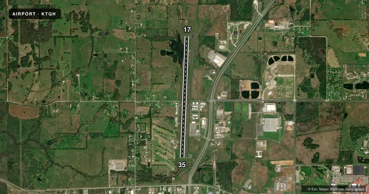 Top-down satellite sketch of KTQH TAHLEQUAH MUNI in TAHLEQUAH, OKLAHOMA, showing runways 17/35 drawn to scale over Esri World Imagery