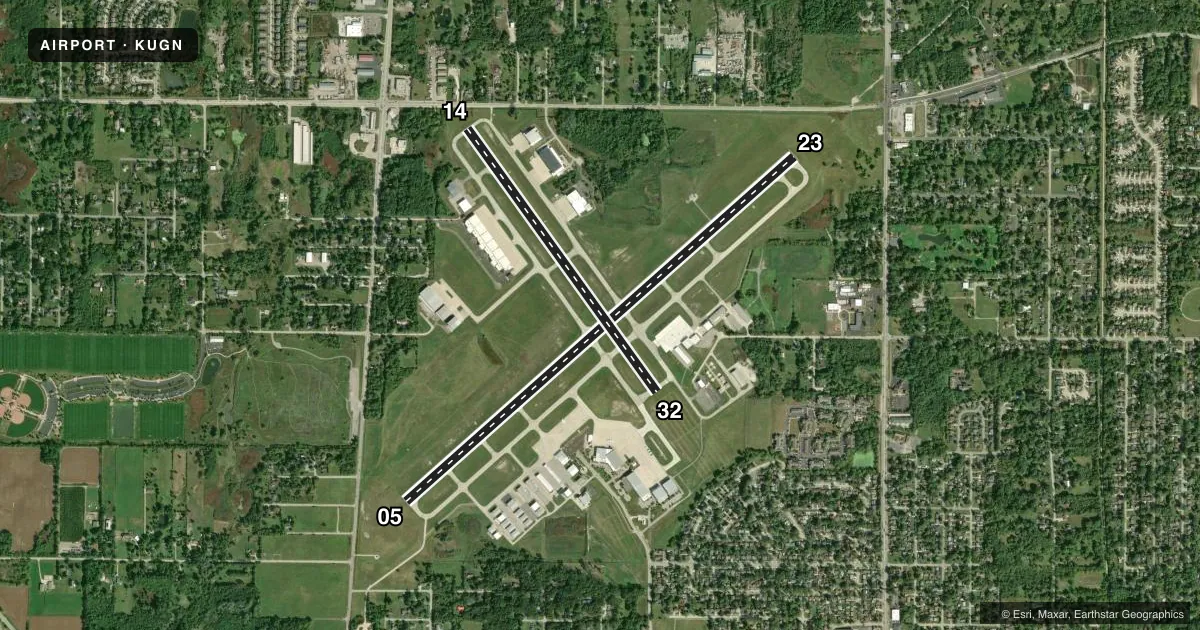 Top-down satellite sketch of KUGN WAUKEGAN NTL in CHICAGO/WAUKEGAN, ILLINOIS, showing runways 05/23, 14/32 drawn to scale over Esri World Imagery