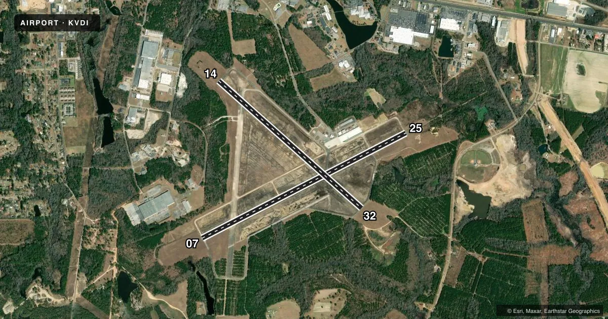 Top-down satellite sketch of KVDI VIDALIA RGNL in VIDALIA, GEORGIA, showing runways 07/25, 14/32 drawn to scale over Esri World Imagery