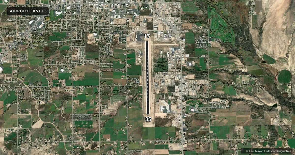 Top-down satellite sketch of KVEL VERNAL RGNL in VERNAL, UTAH, showing runways 17/35 drawn to scale over Esri World Imagery