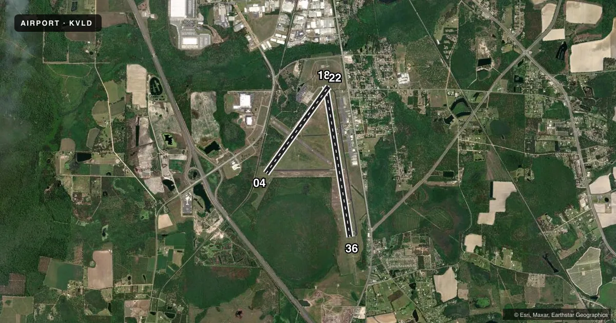 Top-down satellite sketch of KVLD VALDOSTA RGNL in VALDOSTA, GEORGIA, showing runways 18/36, 04/22 drawn to scale over Esri World Imagery