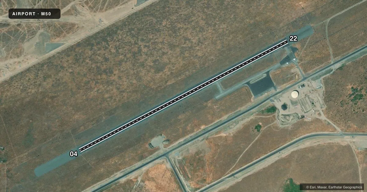 Top-down satellite sketch of M50 BOARDMAN in BOARDMAN, OREGON, showing runways 04/22 drawn to scale over Esri World Imagery
