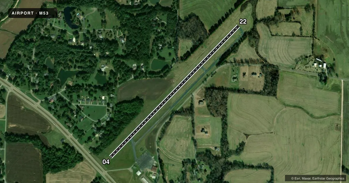 Top-down satellite sketch of M53 HUMBOLDT MUNI in HUMBOLDT, TENNESSEE, showing runways 04/22 drawn to scale over Esri World Imagery