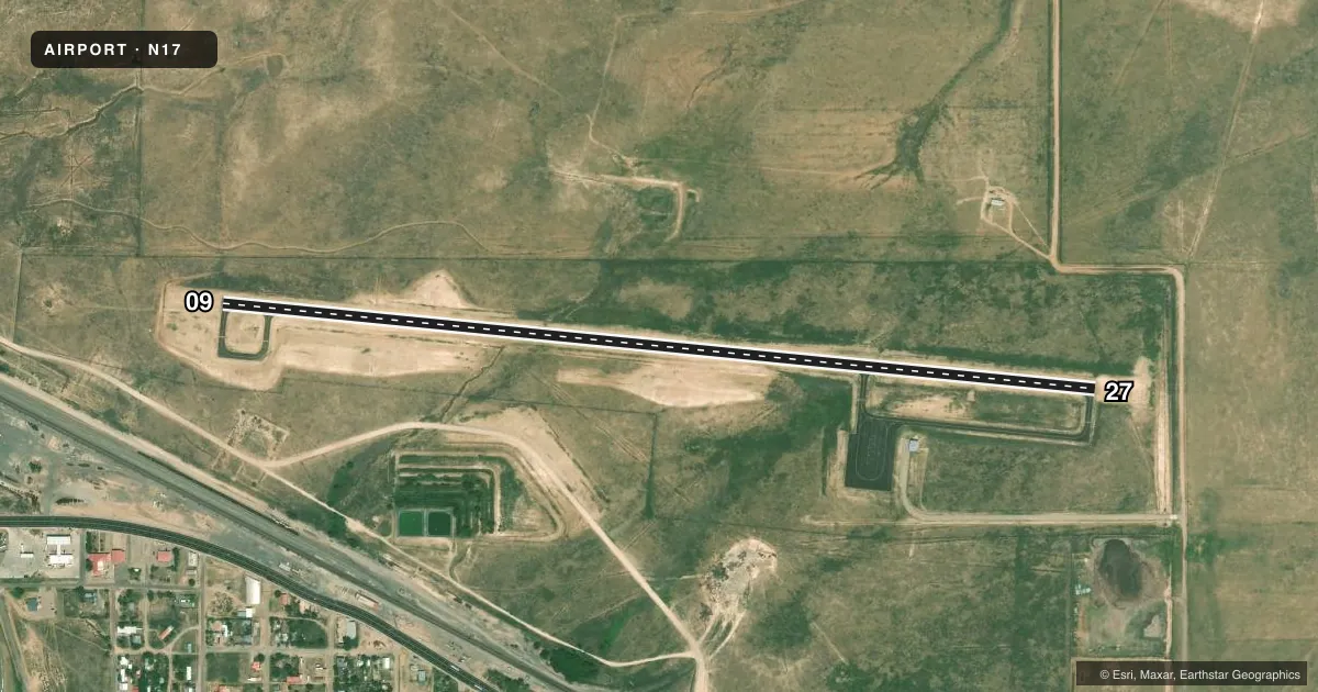 Top-down satellite sketch of N17 VAUGHN MUNI in VAUGHN, NEW MEXICO, showing runways 09/27 drawn to scale over Esri World Imagery